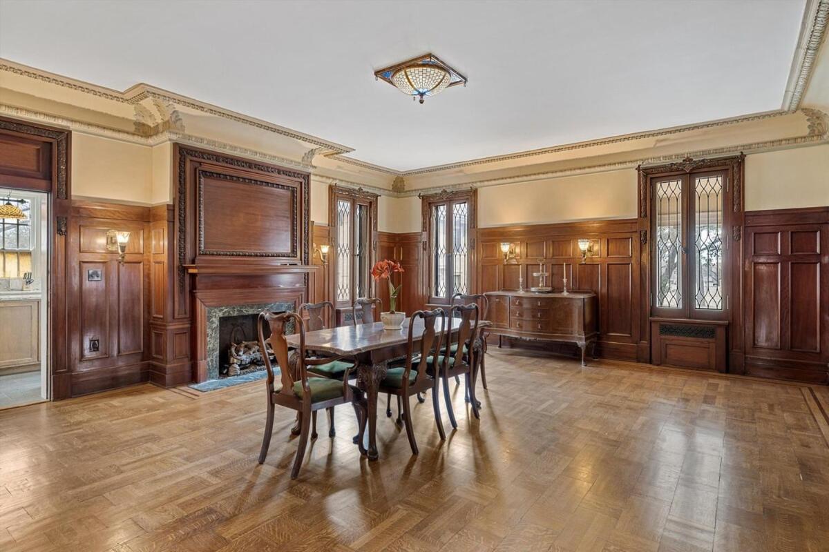 Вилла Historic Migel House In Downtown Уэйко Экстерьер фото